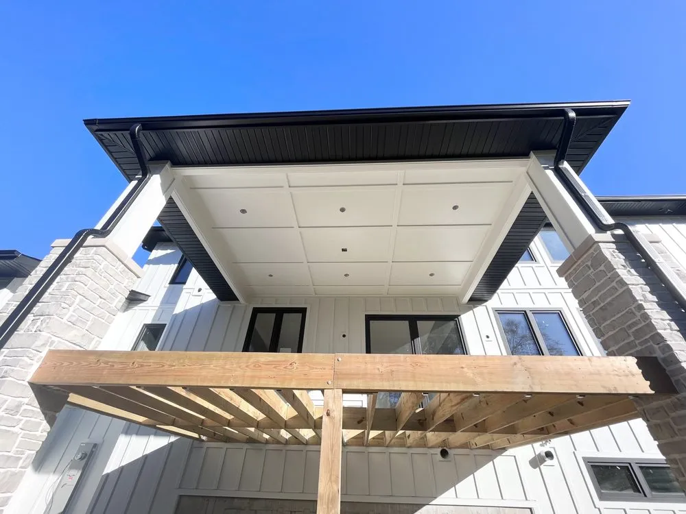 Slide of In N Out Exteriors