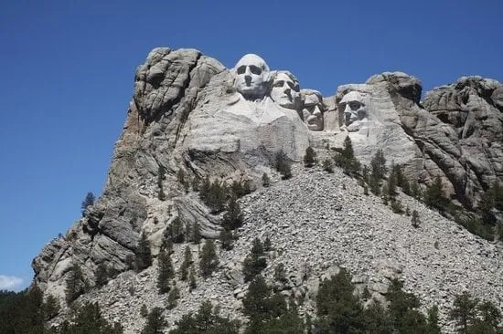 Slide of Independent Exterior & Repair