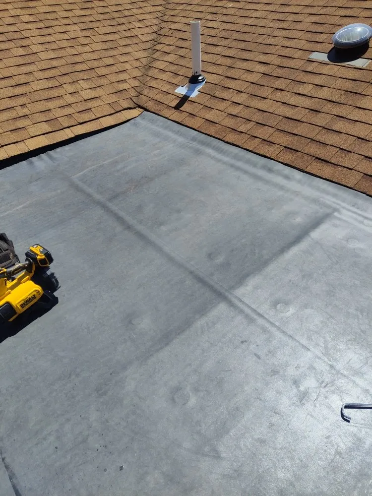 Slide of Independent Roofing and Repair