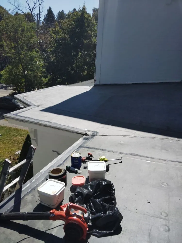 Slide of Independent Roofing and Repair