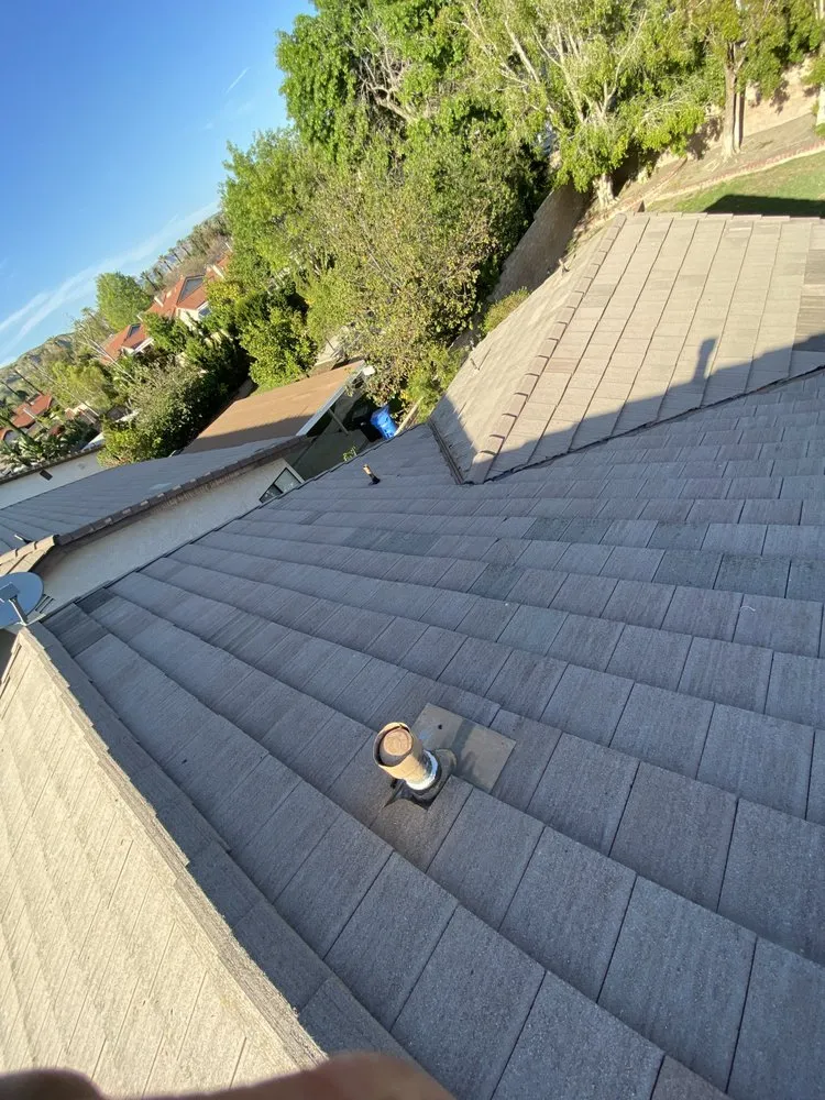 Slide of Independent Roofing