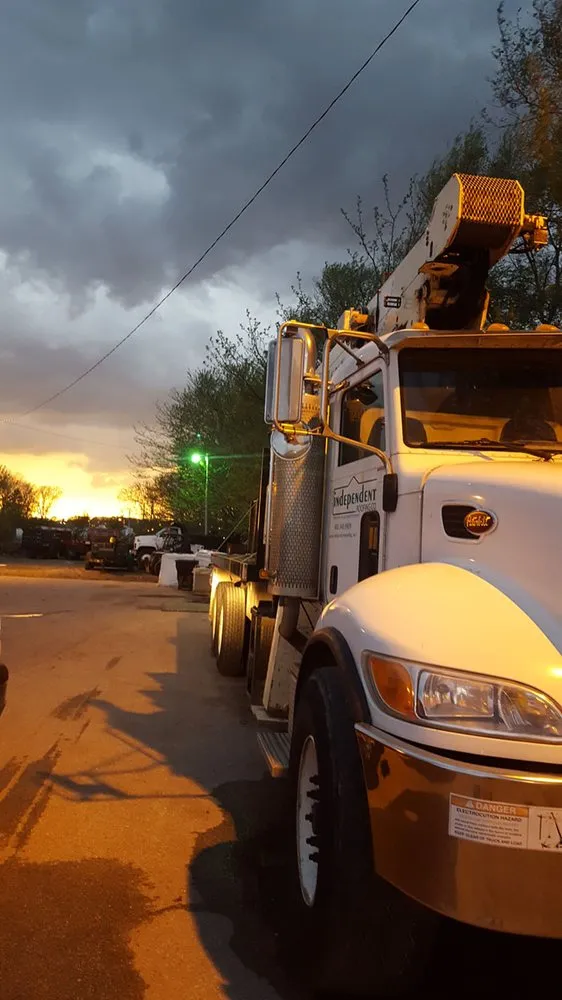 Slide of Independent Roofing