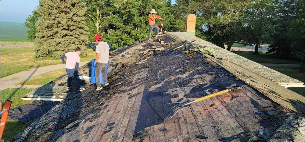 Slide of Independent Roofing