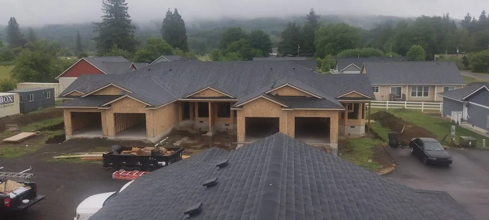 Slide of Independent Roofing