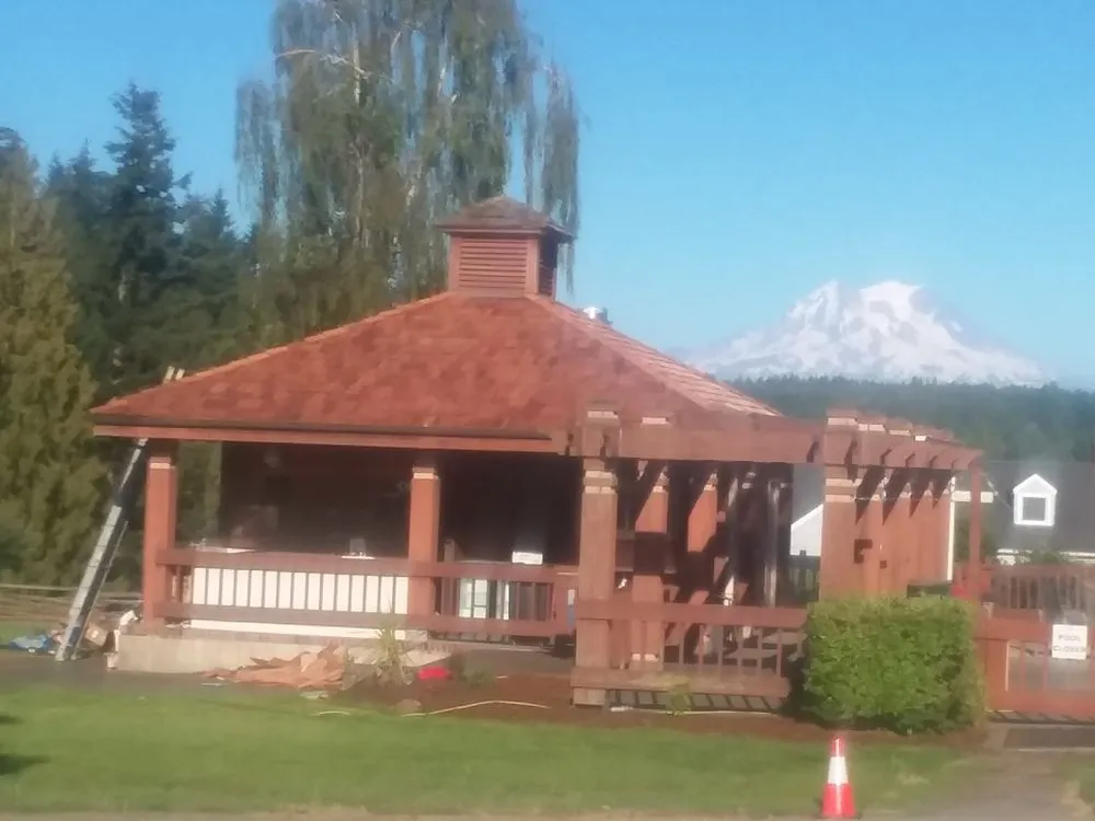 Slide of Independent Roofing