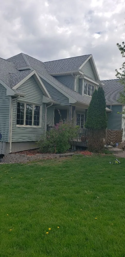 Slide of Independiente Vinyl Siding and Roofing