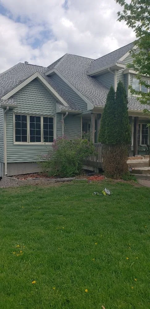 Slide of Independiente Vinyl Siding and Roofing