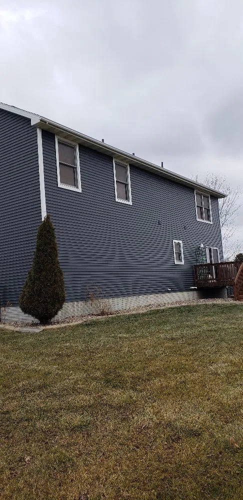 Slide of Independiente Vinyl Siding and Roofing