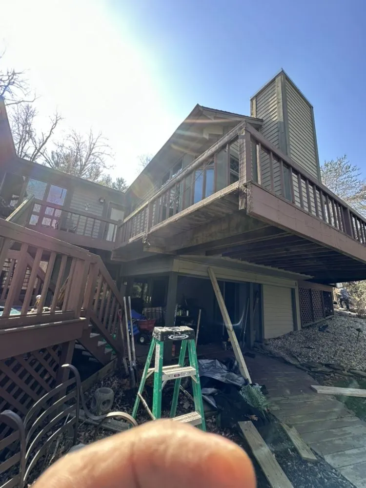 Reliable residential roofing service experts serving Indianapolis city (balance), IN - Indiana Home Solutions