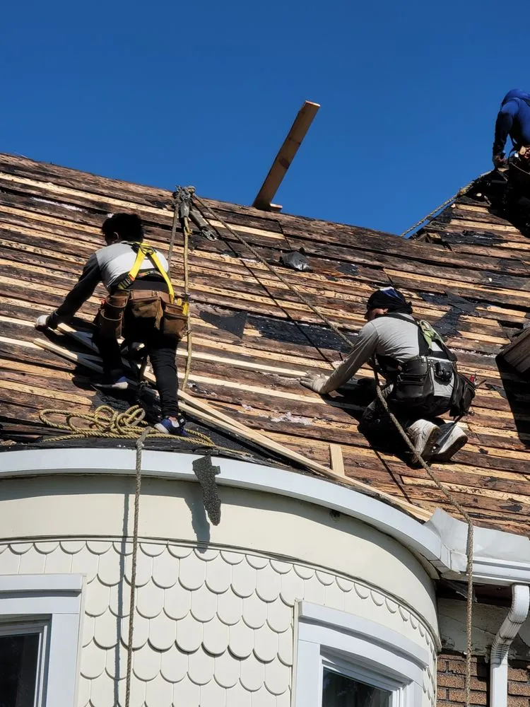 Slide of Infiniti Coverd Contracting