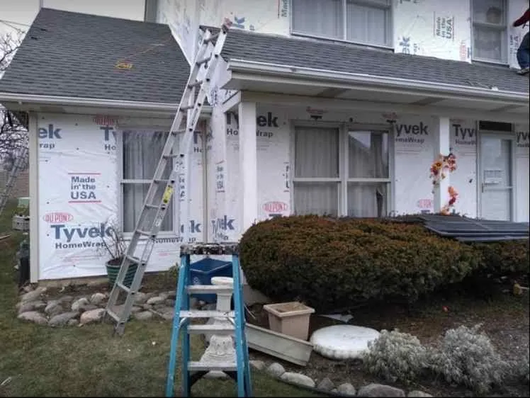 Slide of ING Exterior