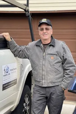 Inner-Link Construction Logo