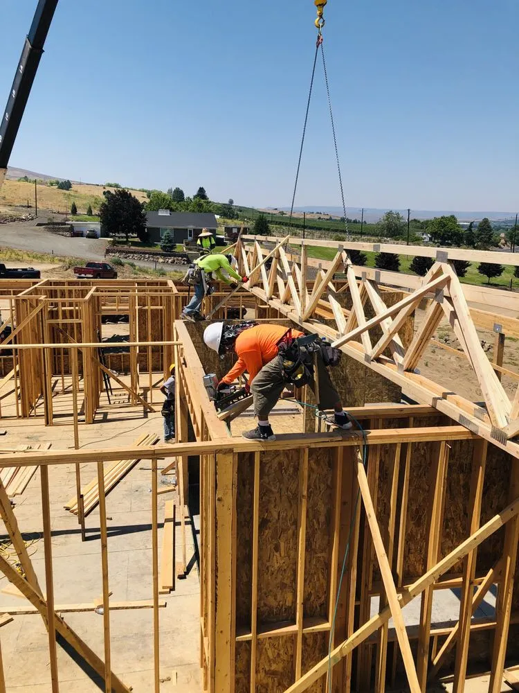 Slide of Innova Construction