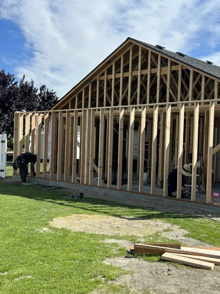 Slide of Innova Construction