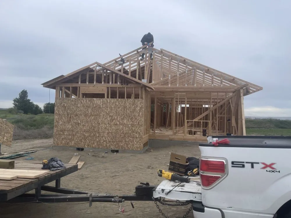 Slide of Innova Construction