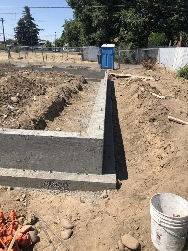 Slide of Innova Construction