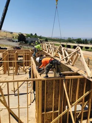 Innova Construction Logo