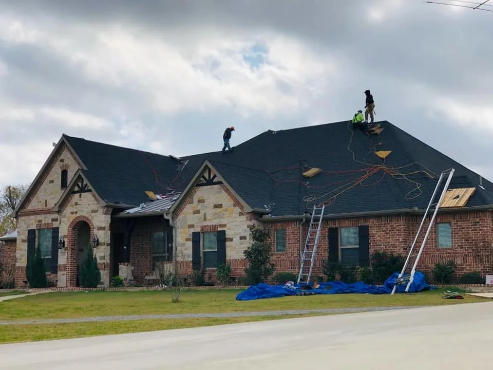 Slide of Innovate Roofing & Solar