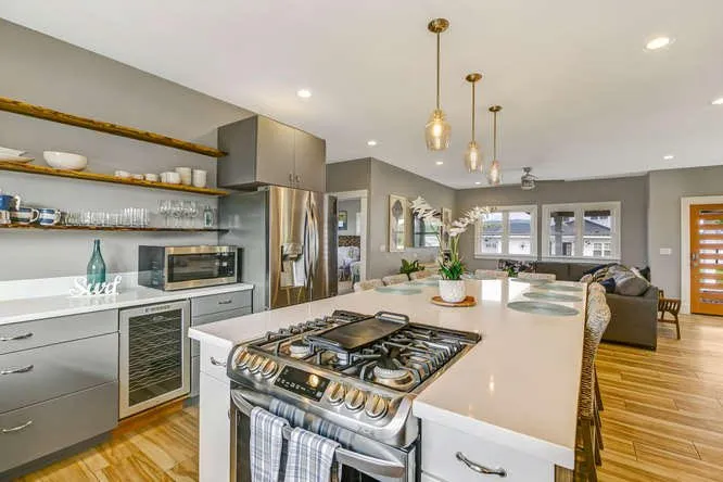 Slide of Innovative Builder Group