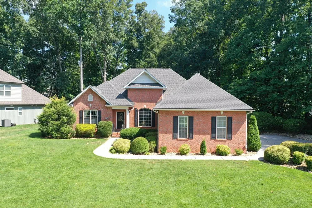 Slide of Innovative Roofing & Siding