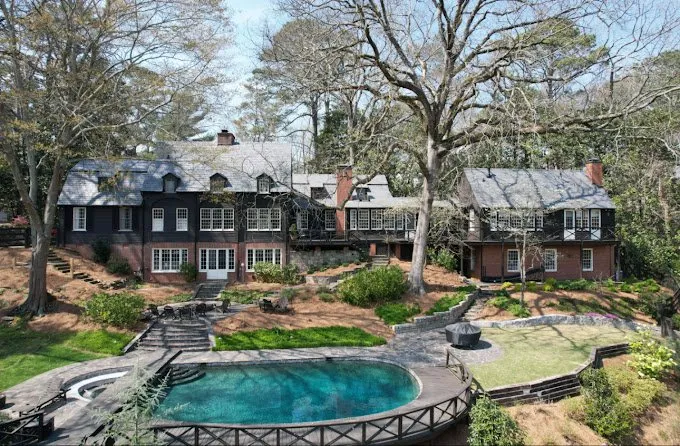 Slide of Inspector Roofing and Restoration