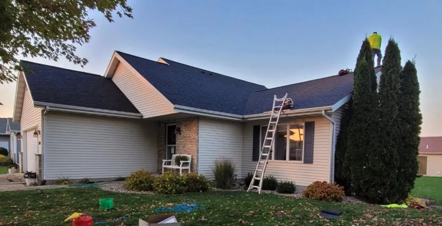 Slide of Installers Now