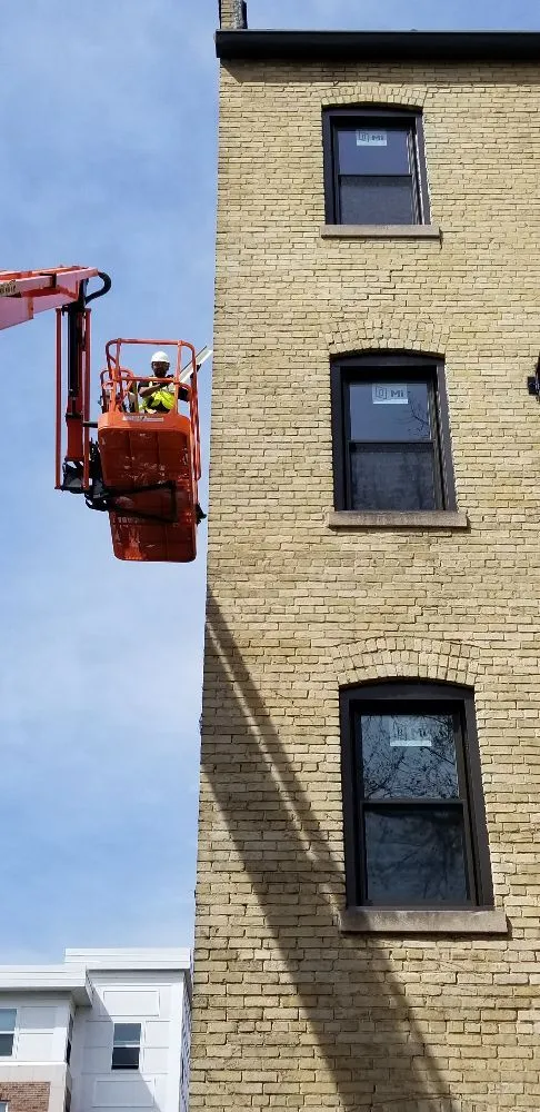 Slide of Installers Now