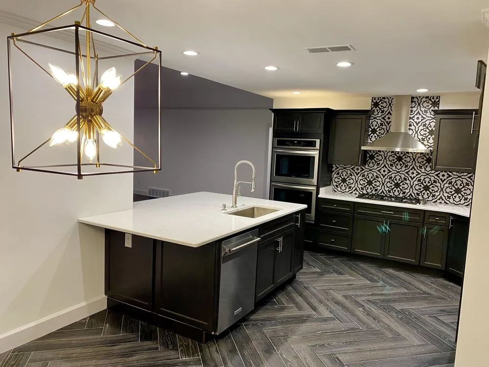 Slide of Instant Projects US