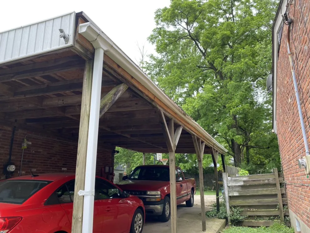 Slide of INT Roofing & Construction