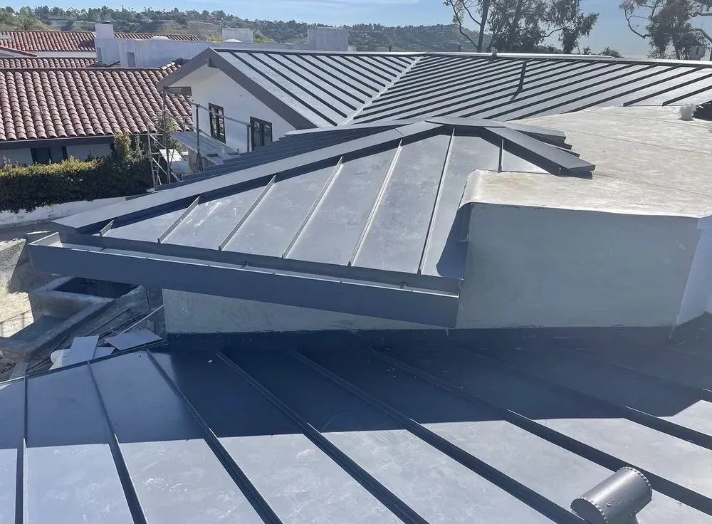 Slide of Integ Roof & Gutter