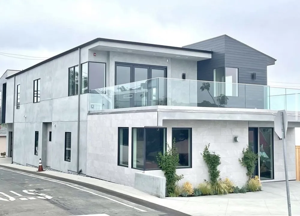 Slide of Integ Roof & Gutter