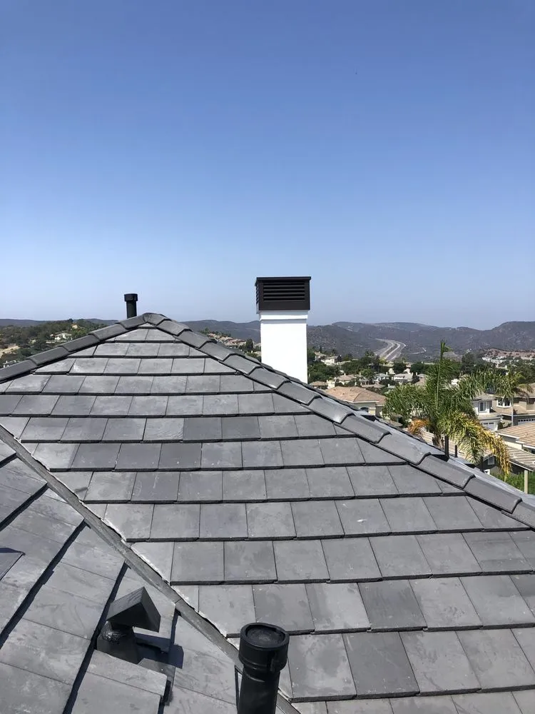 Slide of Integ Roof & Gutter