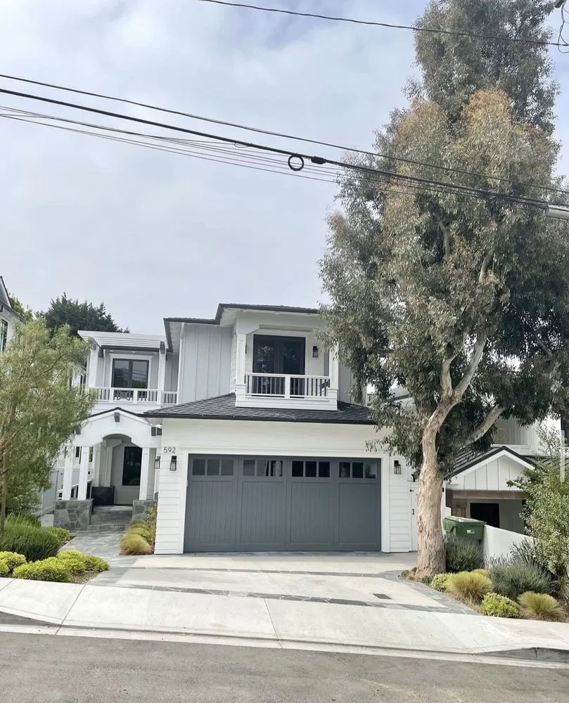 Slide of Integ Roof & Gutter