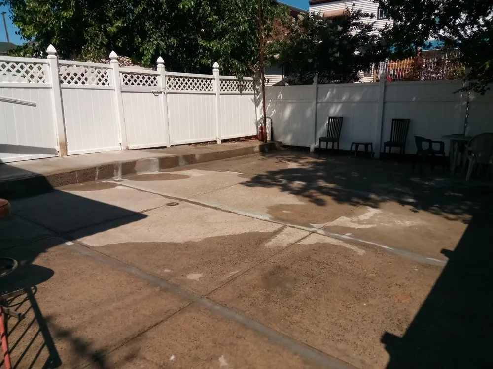 Slide of Integrity 1 Contracting