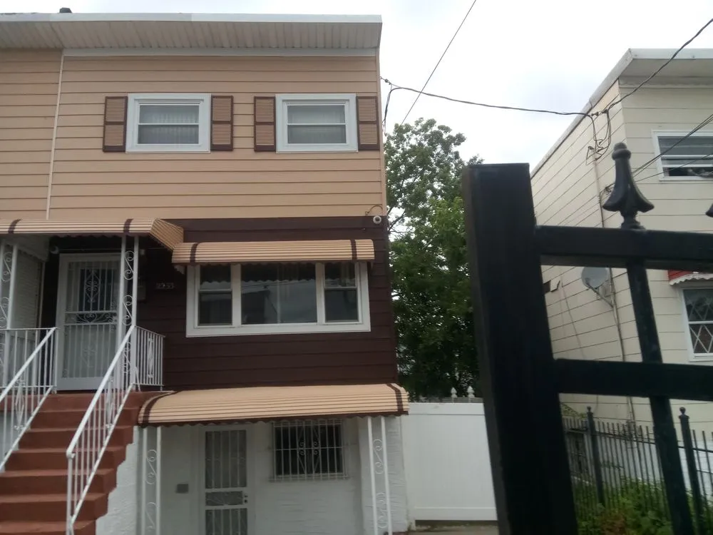 Slide of Integrity 1 Contracting