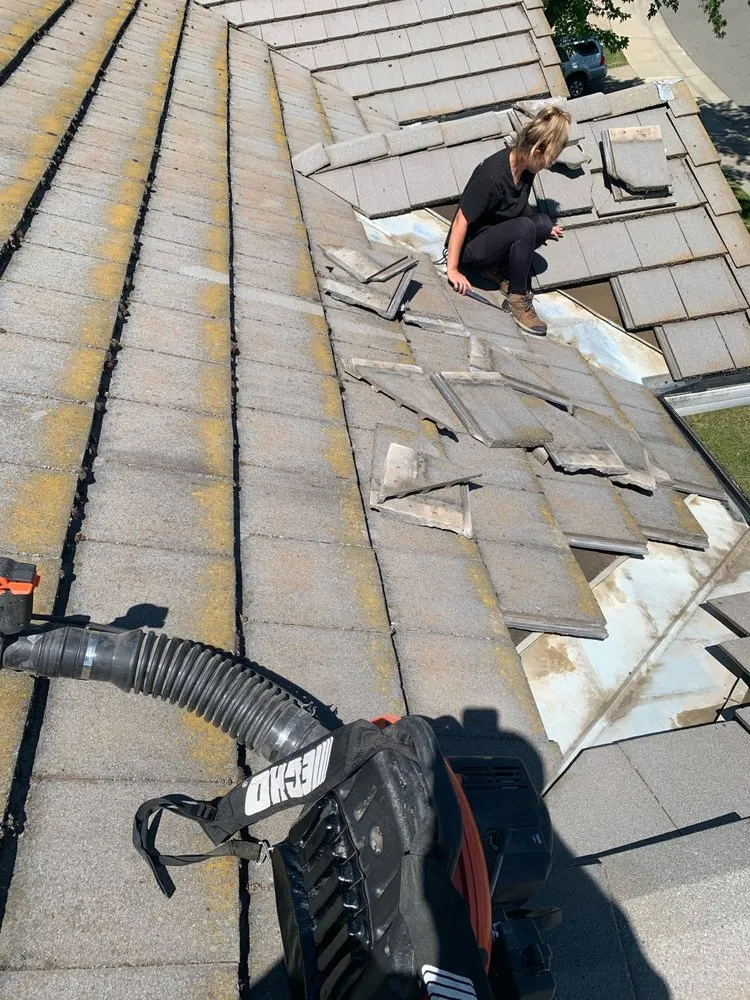 Slide of Integrity Roof Repair