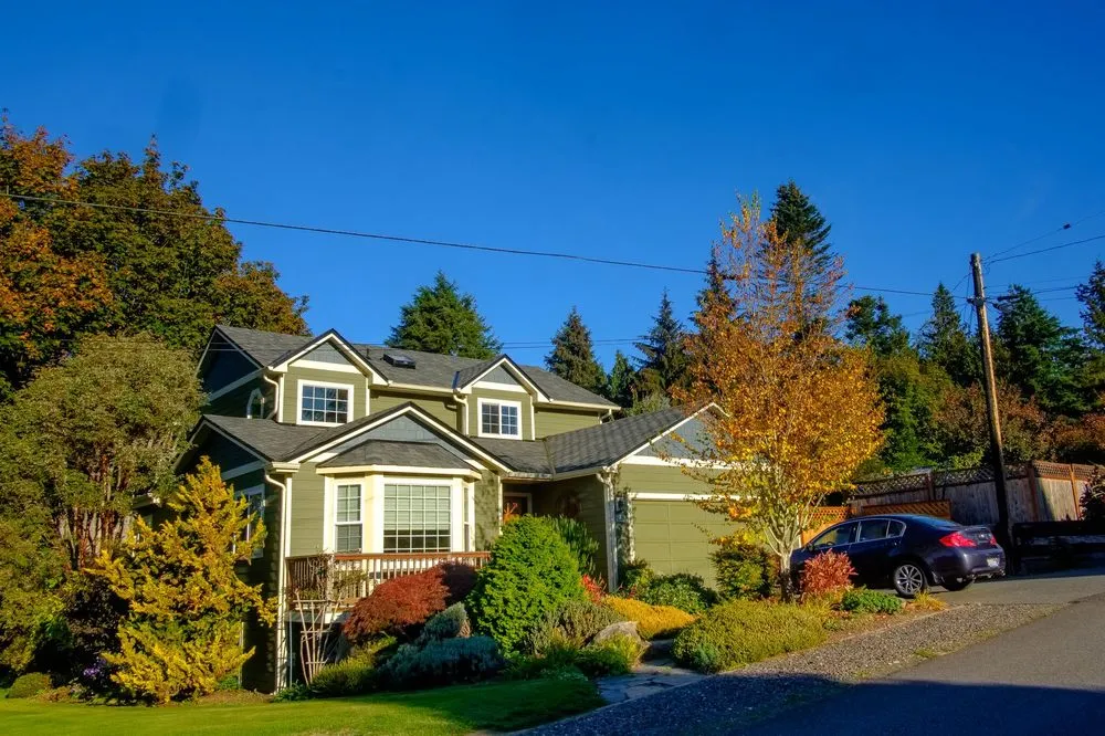 Slide of Integrity Roofing & Construction