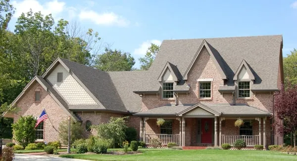 Integrity Roofing and Construction Logo