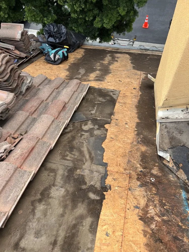 Slide of Integrity Roofing Services