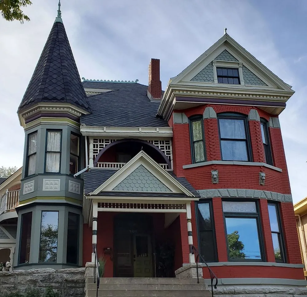 Reliable residential roofing service with free inspection in Lee's Summit, MO by Integrity Roofing Siding Gutters & Windows