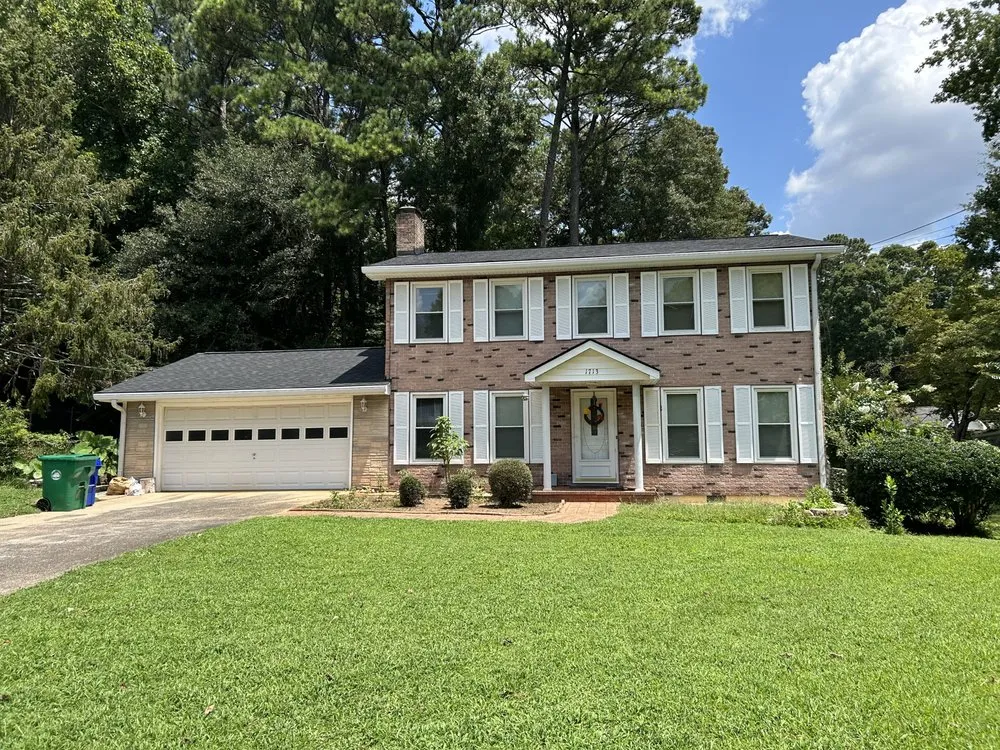 Slide of Integrity Roofing Solutions