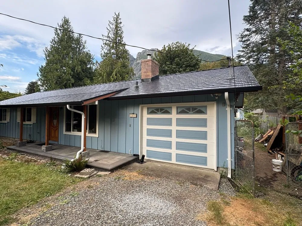 Slide of Interlock Metal Roofing - Washington