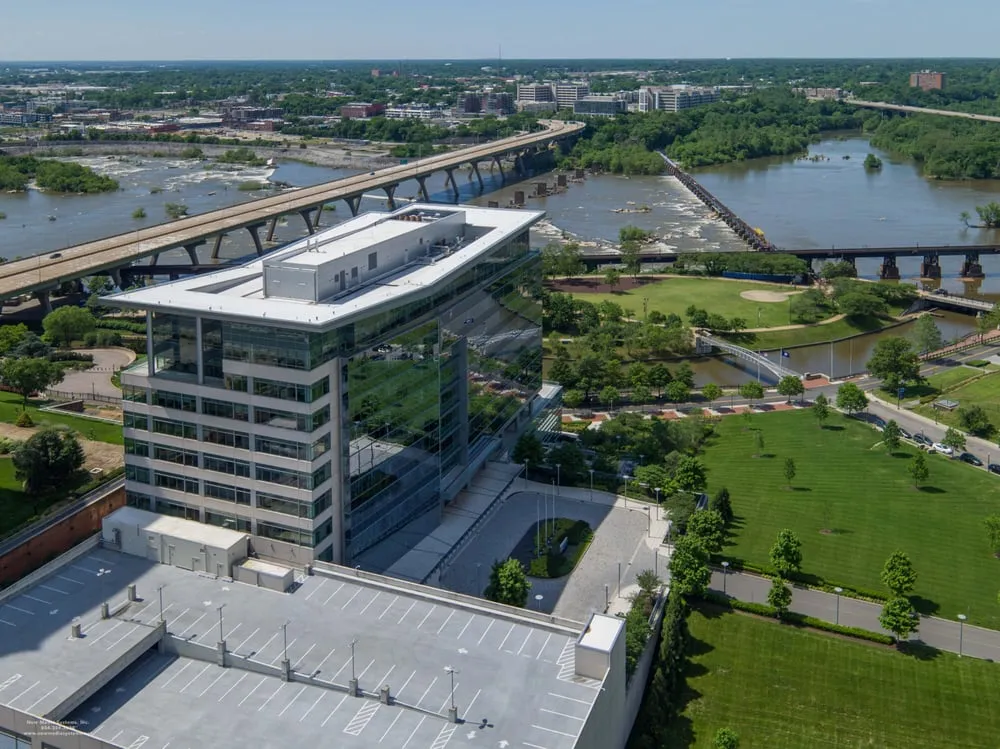 Slide of International Roofing