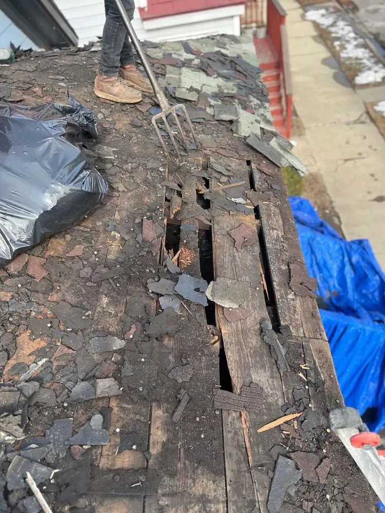 Slide of Interstate Roofing