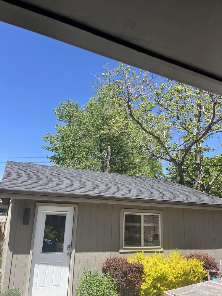 Slide of Interstate Roofing