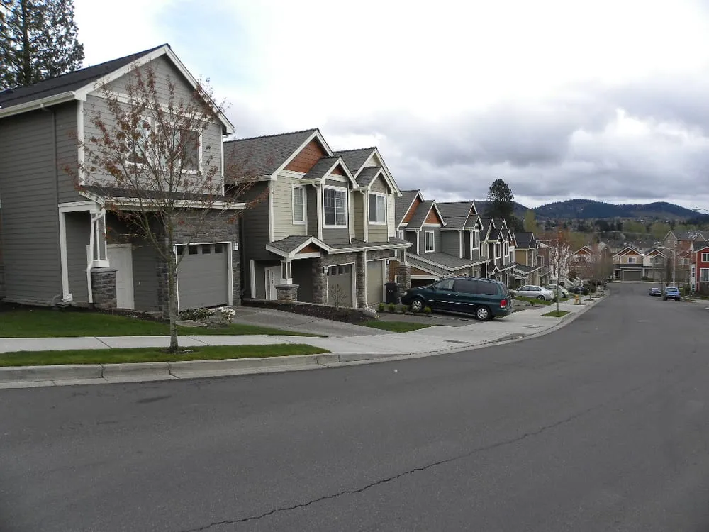 Slide of Interstate Roofing