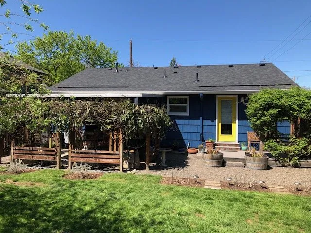 Slide of Interstate Roofing