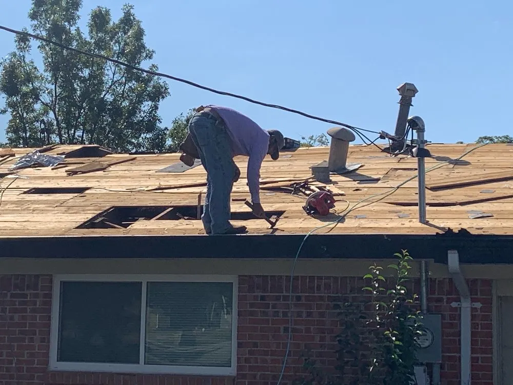 Slide of Invictus Roofing and Solar