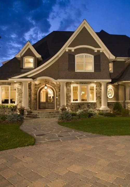 Slide of IPO Windows & Home