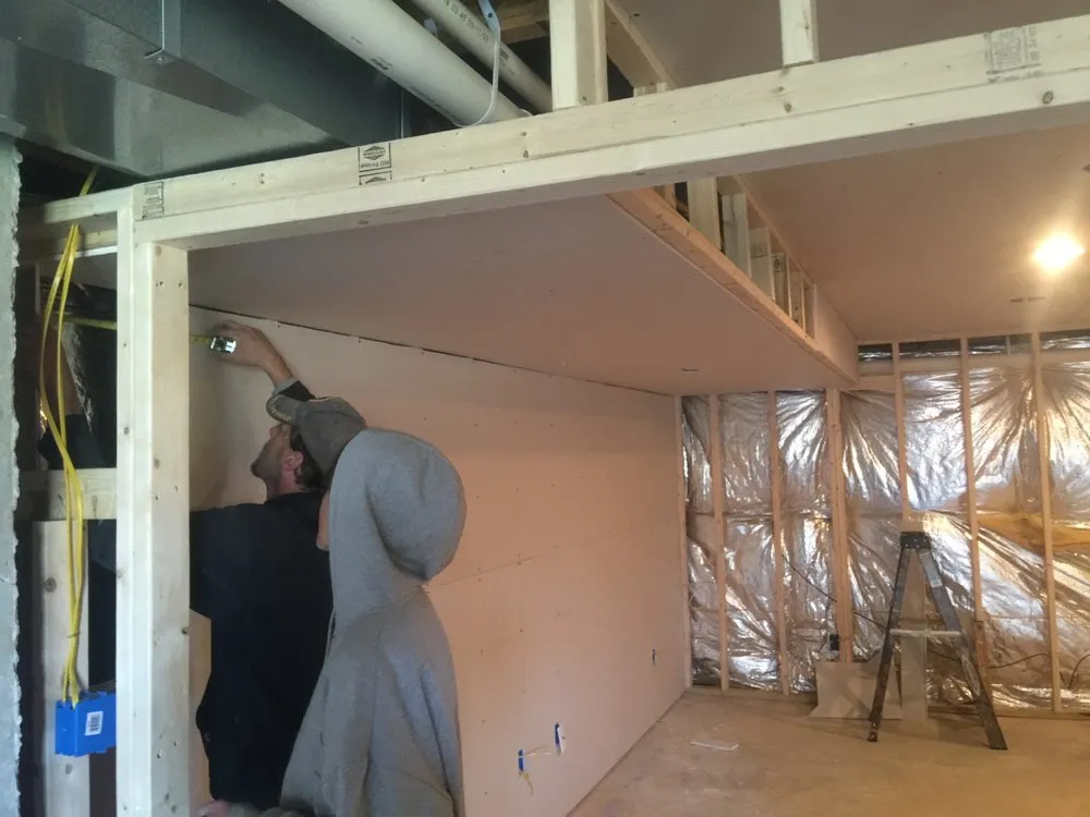 Slide of IPO Windows & Home